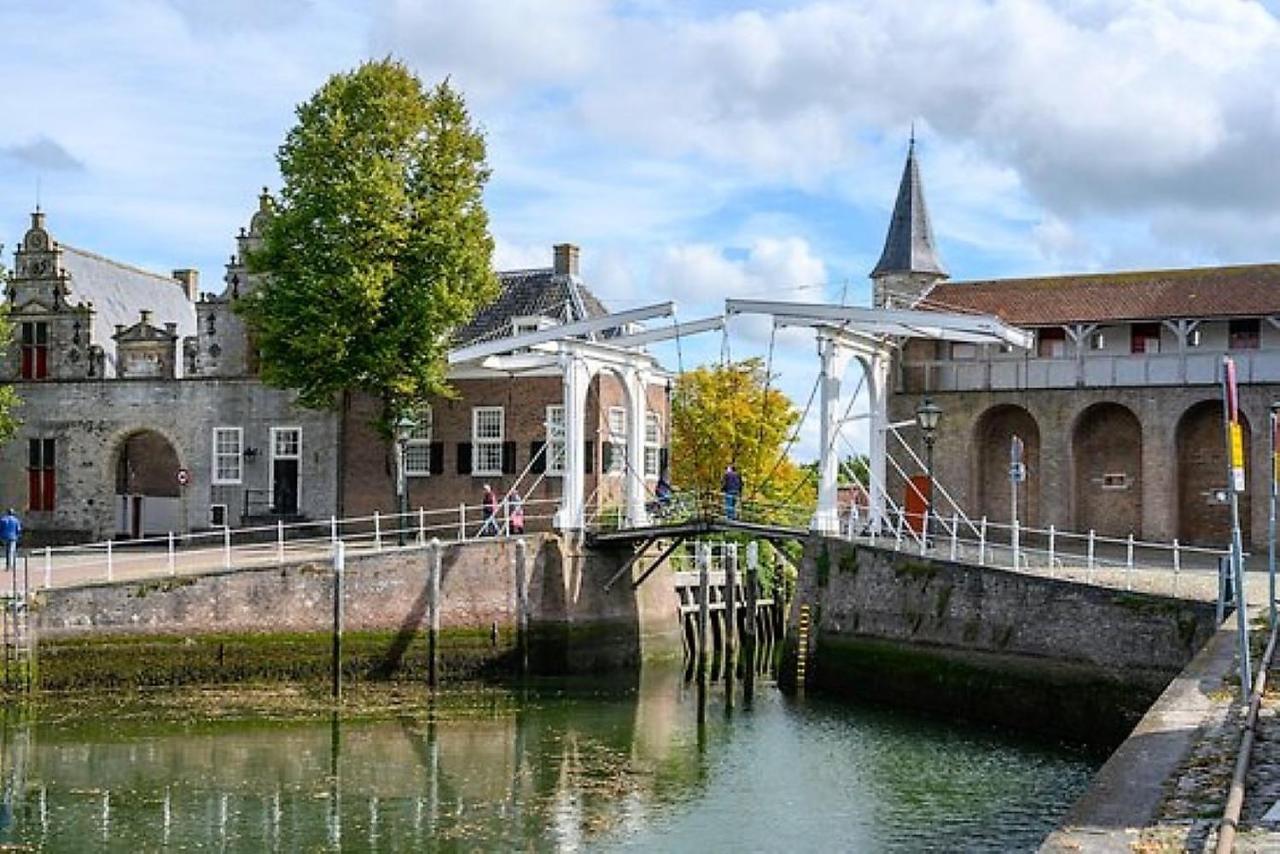 Ijsvogel Apartment, Duplex Family Home 4-Bed Located On The Largest Saltwater Lake Bruinisse Bagian luar foto